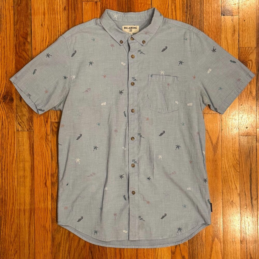 Billabong Men's Short Sleeve Blue Button Down Size Large Slim Fit Stretch